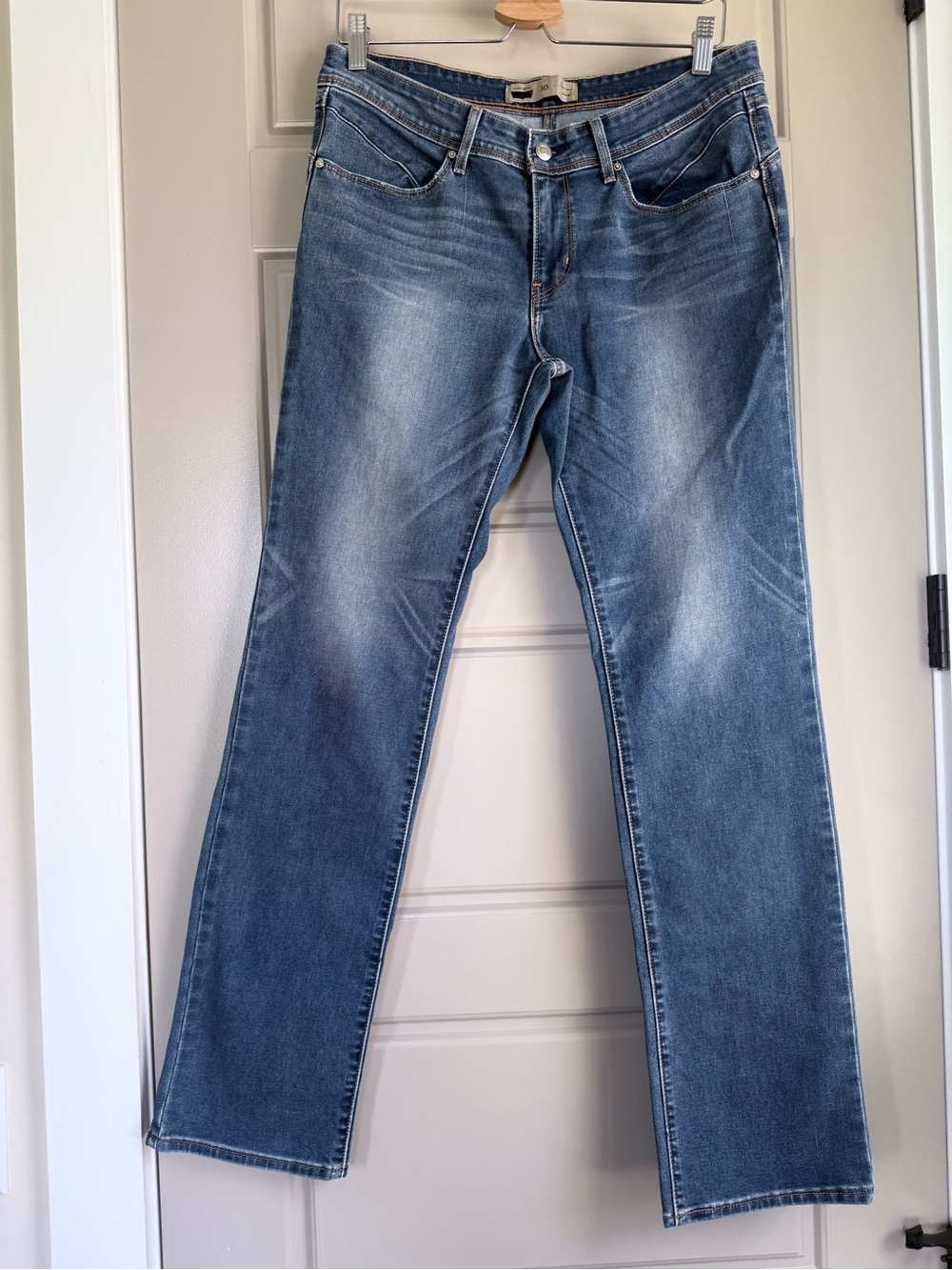 Levi's revel demi curve medium wash straight leg denim jeans